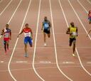 Paseos de Usain Bolt y Gatlin en las series de 200 metros