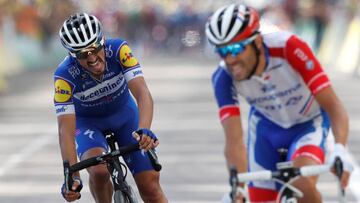 Alaphilippe, otra vez de amarillo en la exhibición de De Gendt