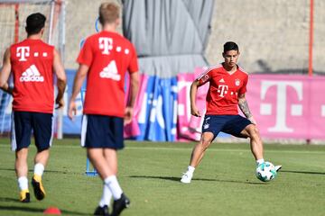 James y su primer entrenamiento en el Bayern
