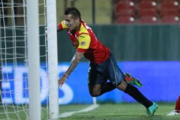 Mat&iacute;as Campos Toro: A sus 25 a&ntilde;os ha jugado por ocho equipo. Recientemente fich&oacute; por el Arsenal de Sarand&iacute;. Estuvo en Italia y Espa&ntilde;a.