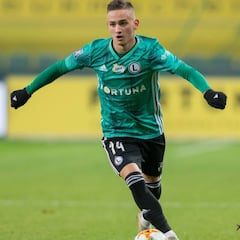 Karbownik, otro proyecto de Emerson entre Betis y Barça