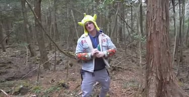 Logan Paul muestra un cadáver ahorcado en uno de sus vídeos