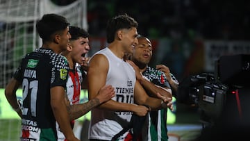 Palestino ayuda a Colo Colo