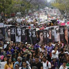 Miles de mujeres salieron a protestar en la marcha del 8M