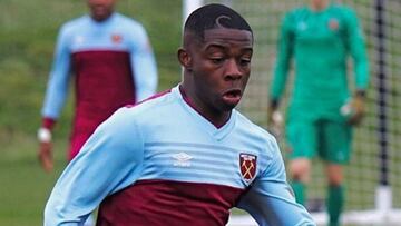 Barça y PSG, al acecho de una nueva joya del fútbol inglés