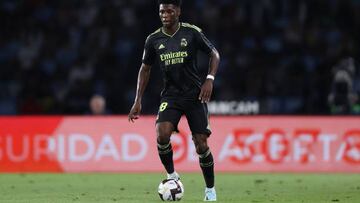 VIGO, SPAIN - AUGUST 20: Aurelien Tchouameni of Real Madrid CF controls the ball during the LaLiga Santander match between RC Celta de Vigo and Real Madrid CF at Estadio Balaidos on August 20, 2022 in Vigo, Spain. (Photo by Gonzalo Arroyo Moreno/Getty Images)