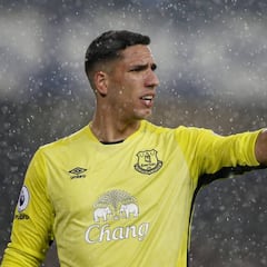 Joel Robles huye de Koeman y el Getafe le abre las puertas