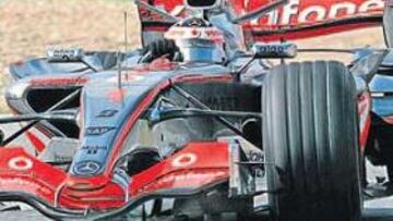 <b>MUY ANIMADO. </b>Alonso es un ganador y no va a cambiar ahora en McLaren. Confía en su coche y en sus posibilidades, aunque piensa que el pronostico está muy abierto.