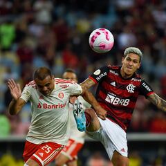 Vidal y Flamengo decepcionan