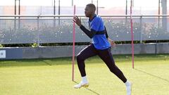 Dembele, en el entrenamiento del Barcelona.