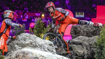 Berta Abelln, con la Scorpa en un X-Trial.