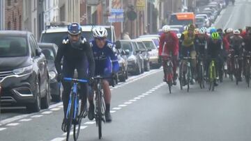 Alejandro Valverde ataca durante la disputa de la clásica A Través de Flandes.