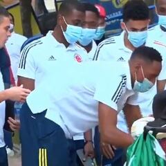 La Selección recibe y hace feliz a este joven con discapacidad