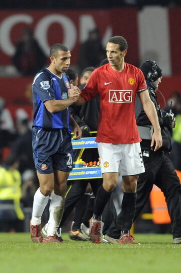 En 2008 se volvieron a enfrentar en el terreno de juego,  Rio con el Manchester United y Anton en el Sunderland's