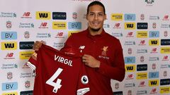Klopp hints at delaying Van Dijk's Liverpool debut