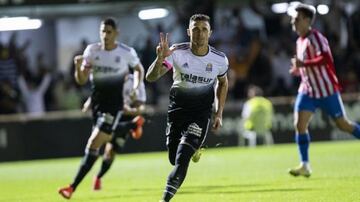 Rubén Casro celebra un gol contra el Lugo.