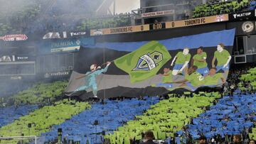 El estadio de Seattle Sounders celebr&oacute; el t&iacute;tulo de su equipo en la MLS e impuso varios r&eacute;cords de asistencia en el deporte estadounidense.