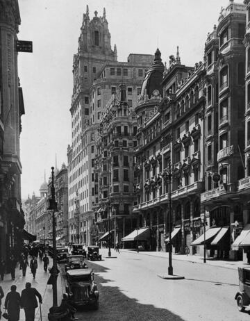 Fotografía de la calle Gran Vía en 1932.