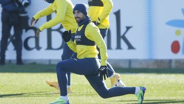 12/01/21  VILLARREAL CF ENTRENAMIENTO
 PACO ALCACER
 