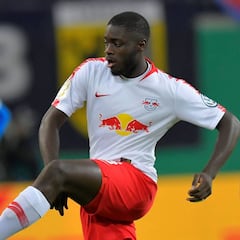 Upamecano prima ser titular