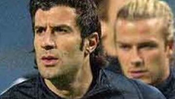 <b>FUTURO.</B> Figo aún no tiene claro en qué equipo terminará su carrera deportiva.