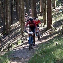 Mantecón y Galicia dominan la segunda etapa