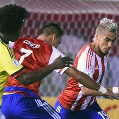 Colombia 1x1: Mina, Sánchez y Cuadrado dominan Asunción