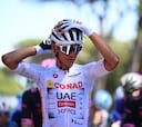 ¿A qué hora corre Isaac del Toro en el UAE Tour? Horarios y cómo seguir online al ciclista mexicano