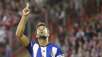 Football - Aberdeen v Real Sociedad - UEFA Europa League Third Qualifying Round Second Leg - Pittodrie Stadium - 7/8/14 
 Real Sociedad&#039;s Xabi Prieto celebrates after scoring their second goal from the penalty spot 
 Mandatory Credit: Action Images /