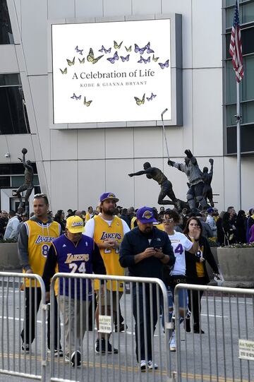 El emotivo funeral de Kobe Bryant en el Staples Center