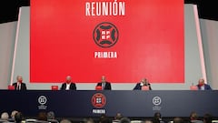 As&iacute; vivimos la cumbre Primera RFEF: televisi&oacute;n, presentaci&oacute;n de la nueva 2&ordf;B y acuerdo con CVC.