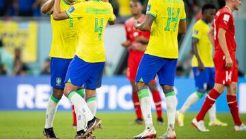 DOHA, QATAR - NOVEMBER 28: Casemiro, Marquinhos, Eder Militao of Brazil celebrating victory after the FIFA World Cup Qatar 2022 Group G match between Brazil and Switzerland at Stadium 974 on November 28, 2022 in Doha, Qatar. (Photo by Marvin Ibo Guengoer - GES Sportfoto/Getty Images)