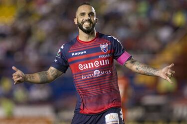 El ariete venezolano fue parte del equipo que ganó el título de 2007 frente a Pumas de la UNAM, su capacidad g