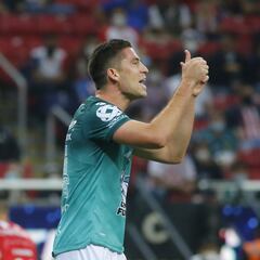 Chivas cerró la compra de Santiago Ormeño