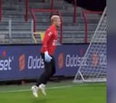 La técnica de Schmeichel en una sesión de entrenamiento