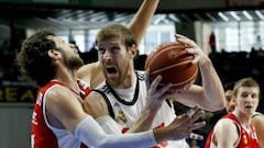 El Madrid resuelve de salida con un 24-5 y es otra vez líder