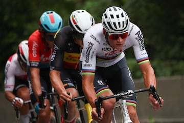 Van der Poel, en una escapada del Tour de Francia.