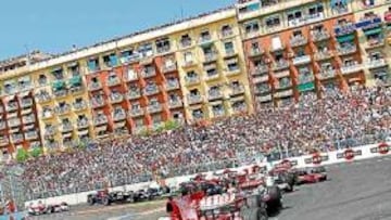 <b>CARRERA LIMPIA.</b> A diferencia de Alonso, al que sacaron en la primera vuelta, Massa tuvo una carrera sin problemas de principio a fin.