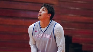 Fotografía de Luke Martínez, jugador de Capitanes CDMX, en pleno entrenamiento.