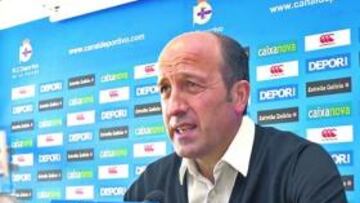 <b>UN PRIMER PASO. </b>Lotina espera que esta semana se pongan los cimientos para su renovación.