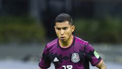 Orbelín Pineda durante un partido de la Selección Mexicana.