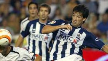 <B>EL GOL EN LA CABEZA. </B>El ariete asturiano lleva cinco tantos en cinco partidos.