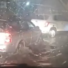 Santiago de Chile ya colapsó por la lluvia: ¡así está la Autopista Central!