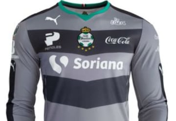 El gris con negro y vivos en verde sobresale en la playera de visitante de Santos para la Liga MX.