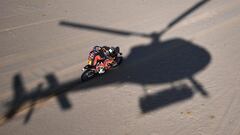 Toby Price con la KTM en el Dakar.