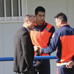 Sergio Araujo se marcha al AEK "triste" y pide disculpas