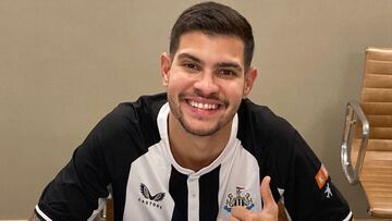 Bruno Guimaraes como nuevo jugador del Newcastle.