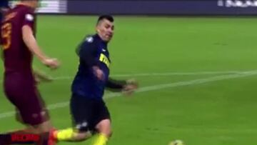 El enojo de Medel tras el penal que cometió en caída del Inter
