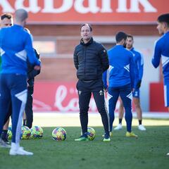 Etxeberria avisa sobre el Villarreal B: “Debemos tener un nivel de concentración muy alto”