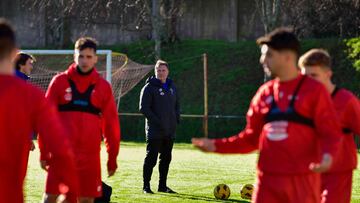 Cristóbal Parralo, en un entrenamiento del Racing de Ferrol.